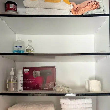 Lia Cozy Hriszí Aktí Haniá