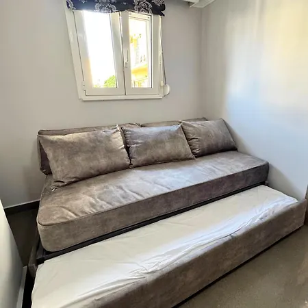 Lia Cozy Apartment